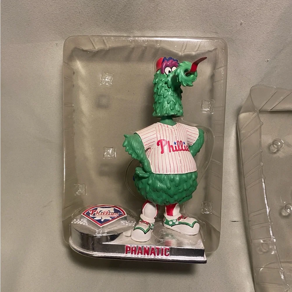 Vintage Phillies Limited  Phanatic Mascot Platinum Series Base  Bobblehead 8” - Picture 7 of 15